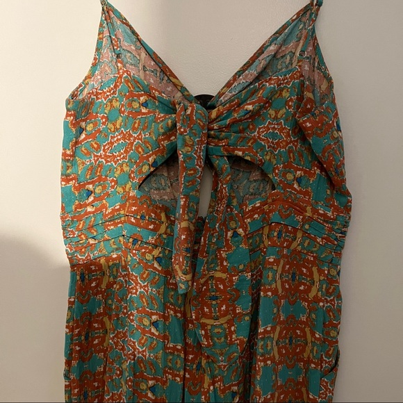 Moon River Cut Out Strappy Jumpsuit - Picture 7 of 10